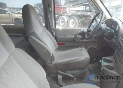 2002 Chevrolet Astro Ls from USA, damaged, VIN 1GNDM19X72B144851